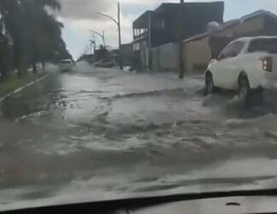 Imagem da notícia Após destelhamentos e alagamentos, força-tarefa é mobilizada em Chapadão do Sul